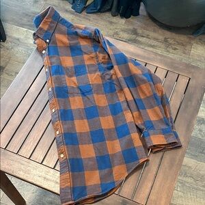 Roundtree & Yorke Casual Blue and Orange Checkered Shirt